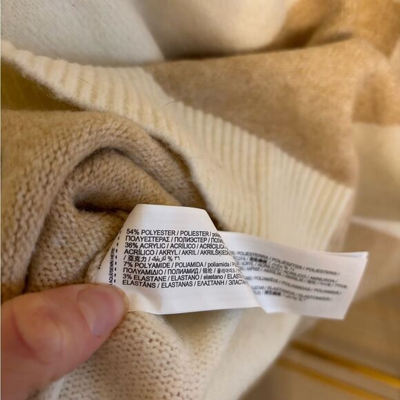 Checkered sweater by MNG Mango. Fall neutral knit - Picture 6 of 6